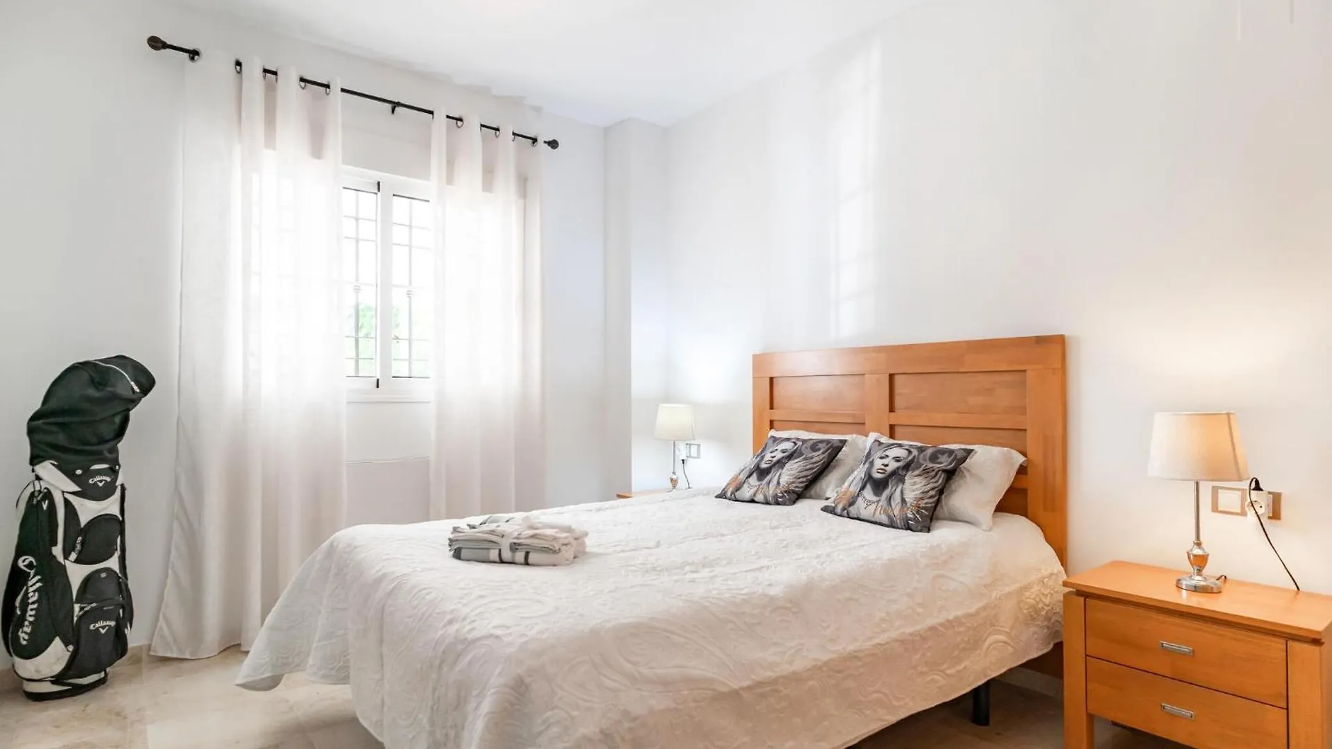 2 Bedroom Stunning Apartment In Sabinillas San Luis de Sabinillas